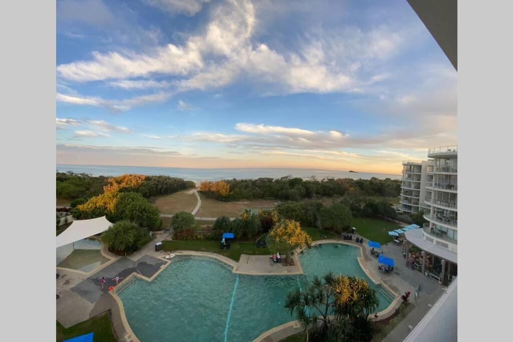 Ocean Bliss - Top Floor Beachfront Studio With Amazing Views ! Marcoola Exterior foto